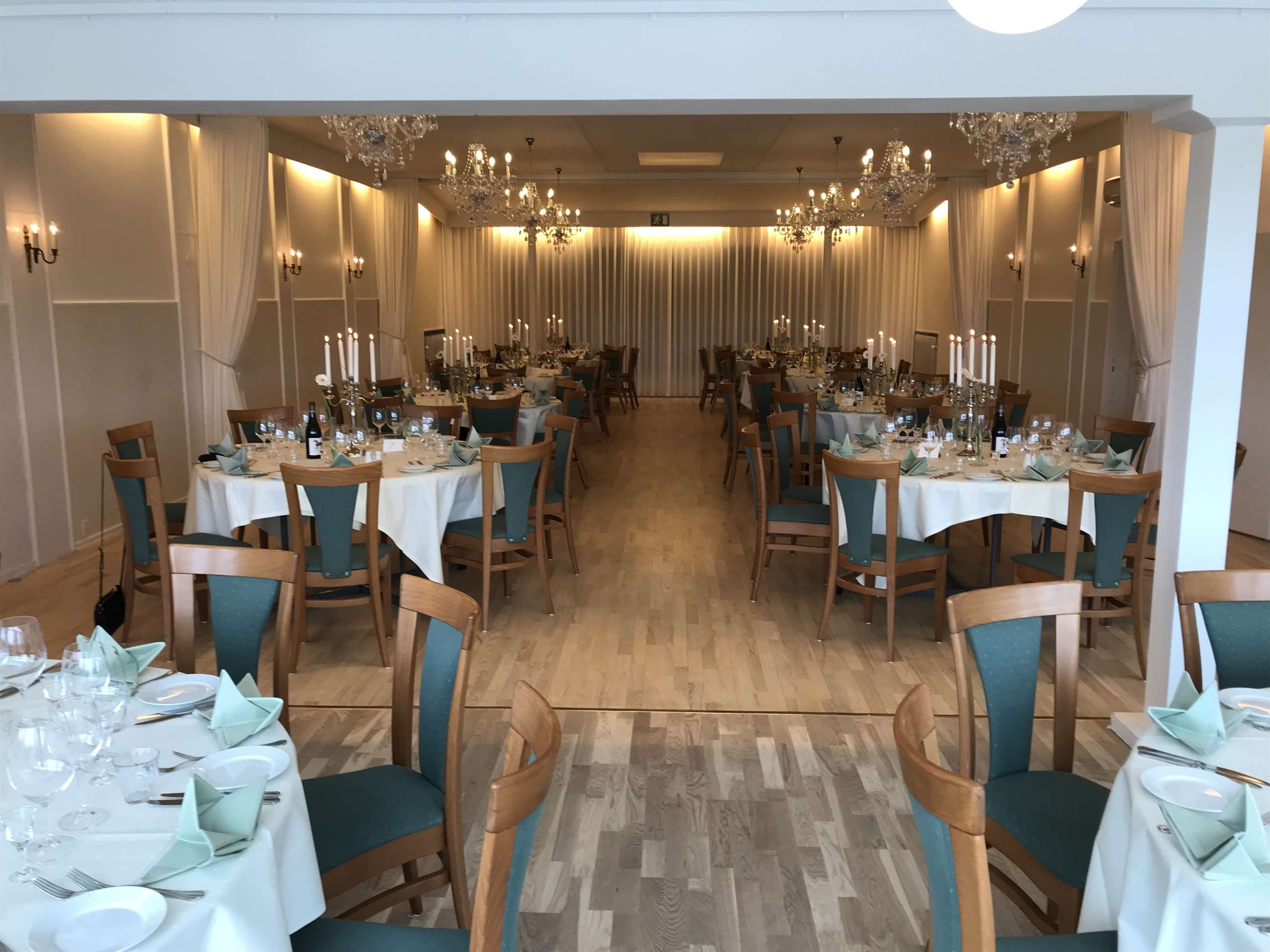 Restaurant Skovbakken i Læs mere her